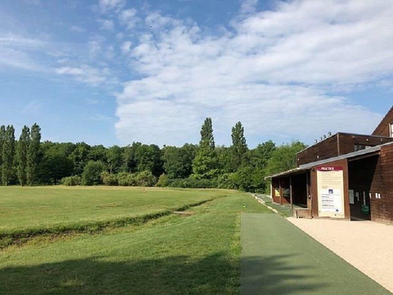 Domaine De La Foret D'Orient, Logis Hotel, Restaurant, Spa Et Golf Rouilly-Sacey Exterior photo
